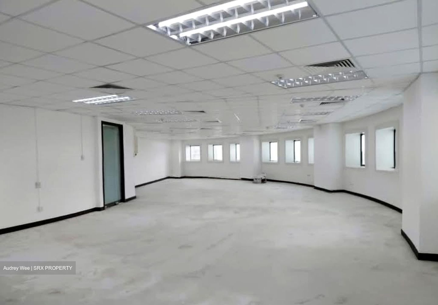 Goldhill Plaza (D11), Office #581149111
